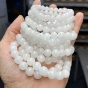 Natural Stone High Quality White Jade Strand Bracelets Women Fashion Genuine Round Jades Elastic Beaded Bracelets Female Gift